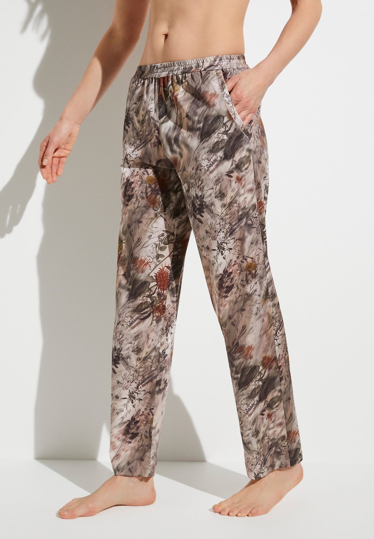 Cotton Sateen Print | Hose lang - winter florals