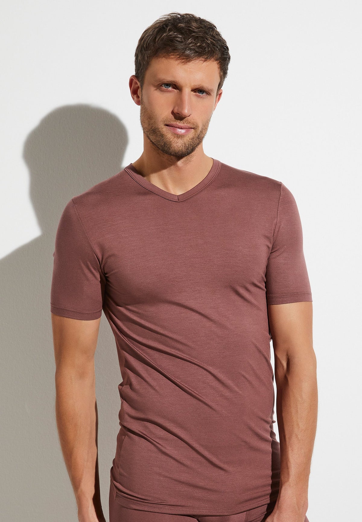 Pureness | T-Shirt Short Sleeve V-Neck - marron