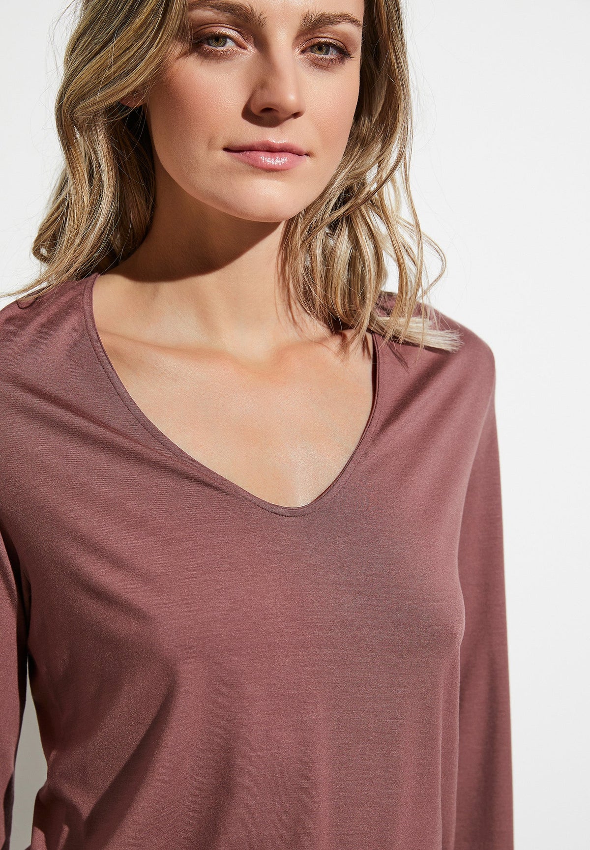 Pureness | T-Shirt Long Sleeve V-Neck - marron