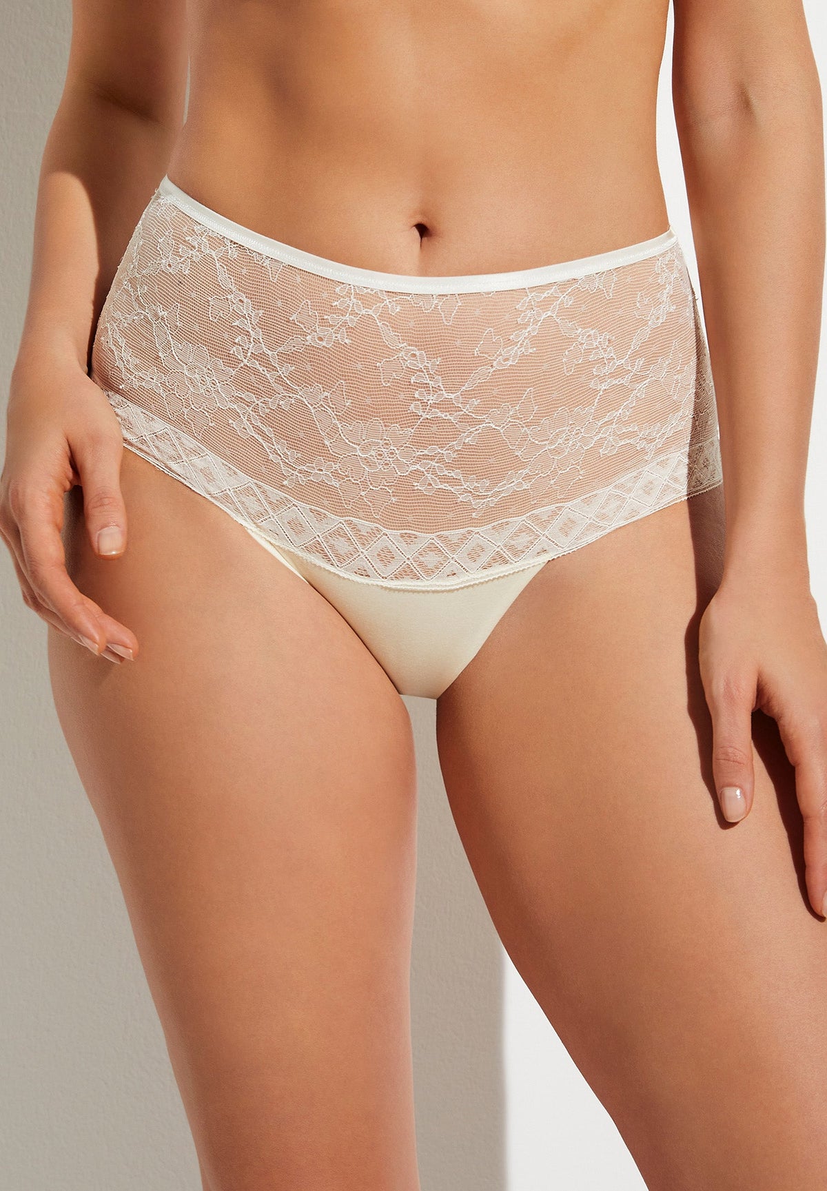 Sensual Fashion | Maxi Briefs - champagne