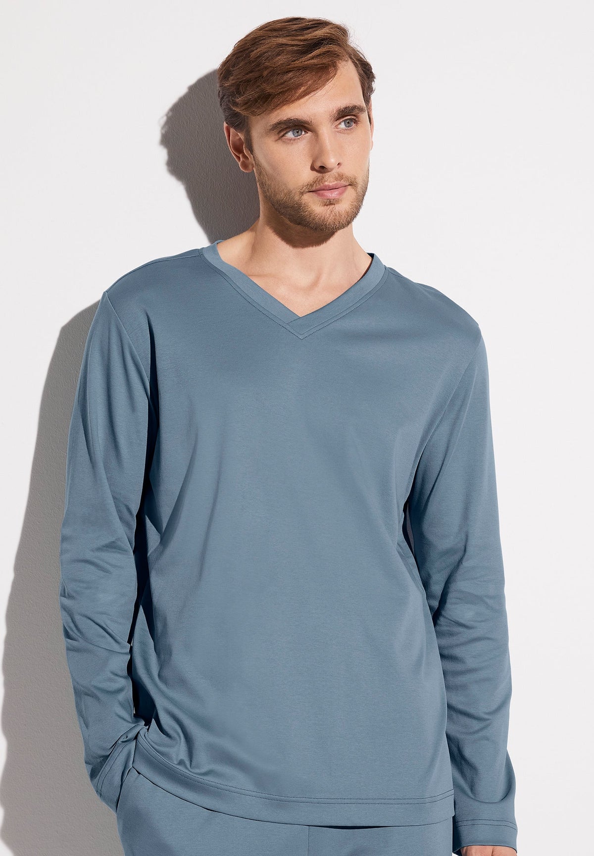 Supreme Green Cotton | T-Shirt Long Sleeve V-Neck - north lake