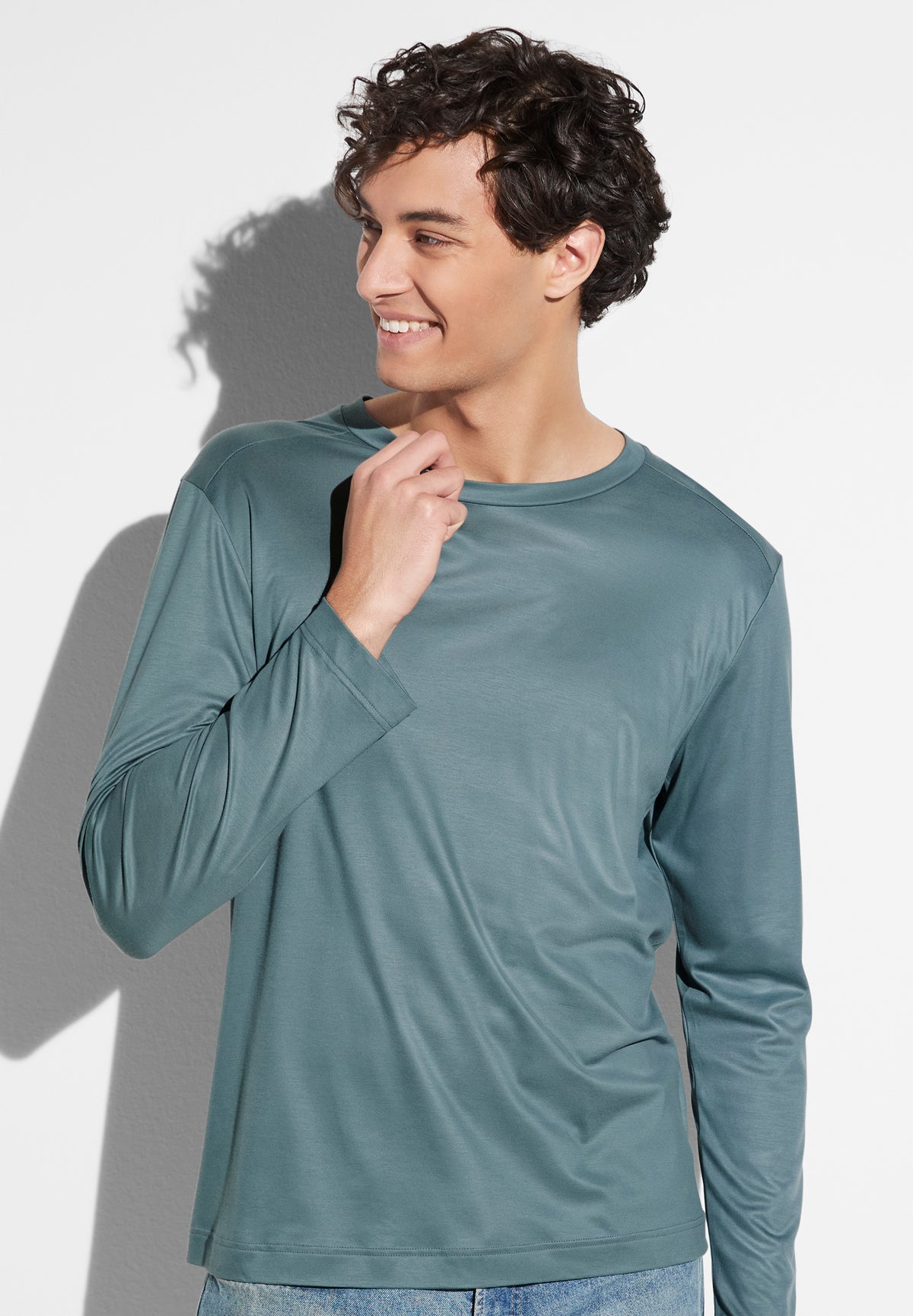 Sustainable Luxury | T-Shirt Long Sleeve - jade