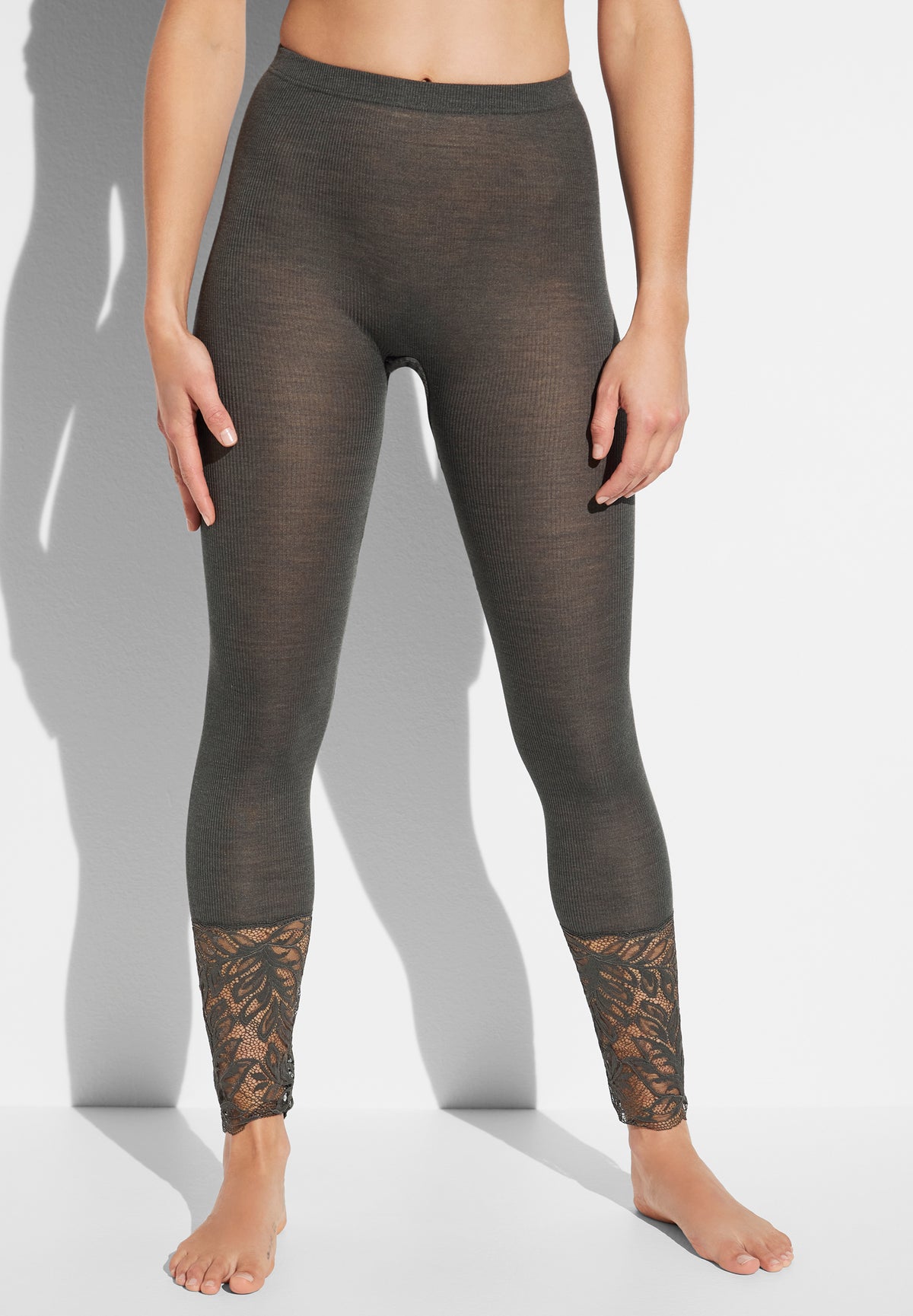 Wool &amp; Silk | Leggings - black olive