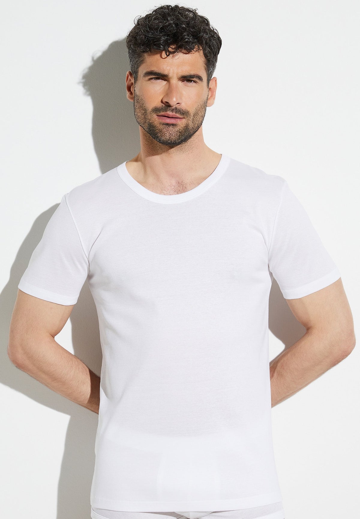 Business Class | T-Shirt Short Sleeve - white