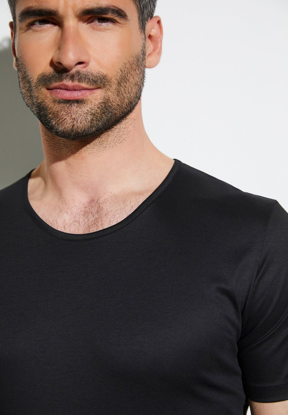 Sea Island | T-Shirt Short Sleeve, Round Neck Fine Collar - black