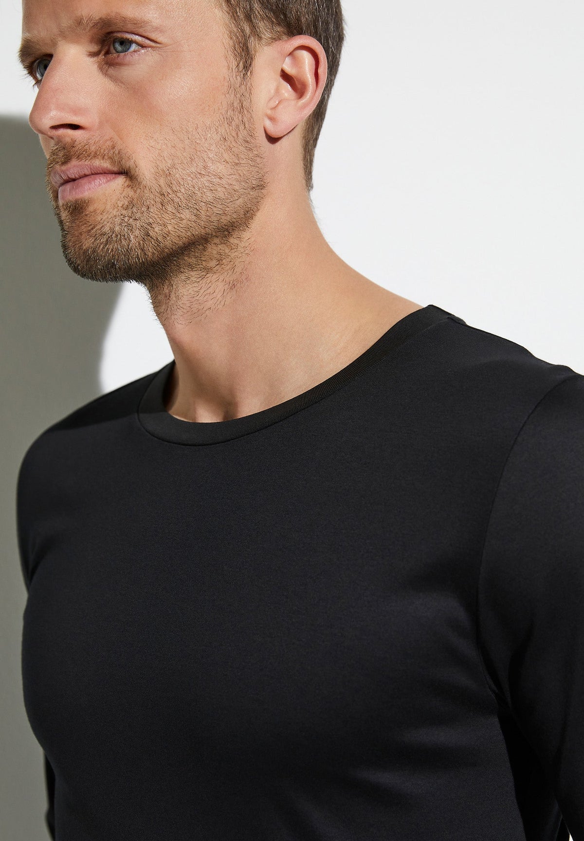 Sea Island | T-Shirt langarm - black