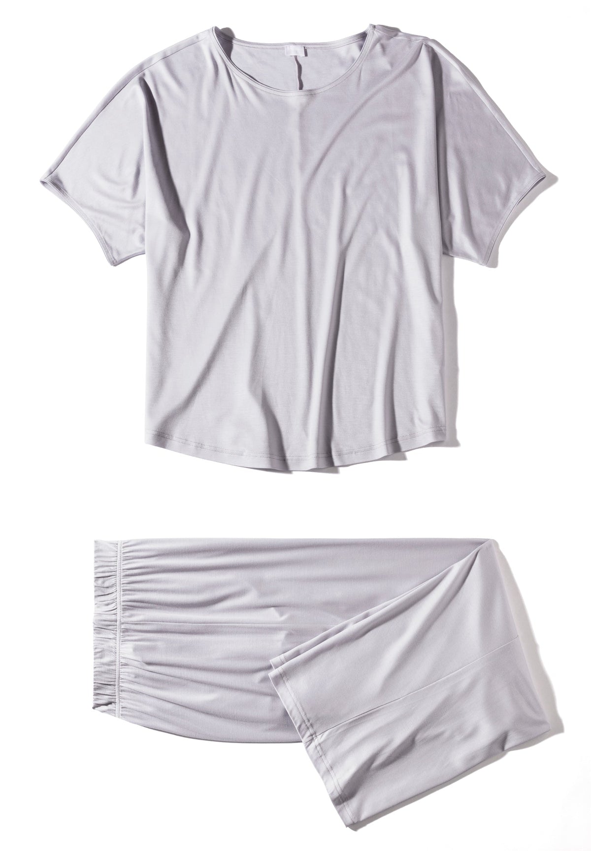 Sustainable Luxury | Cropped Pyjama kurzarm - soft lilac