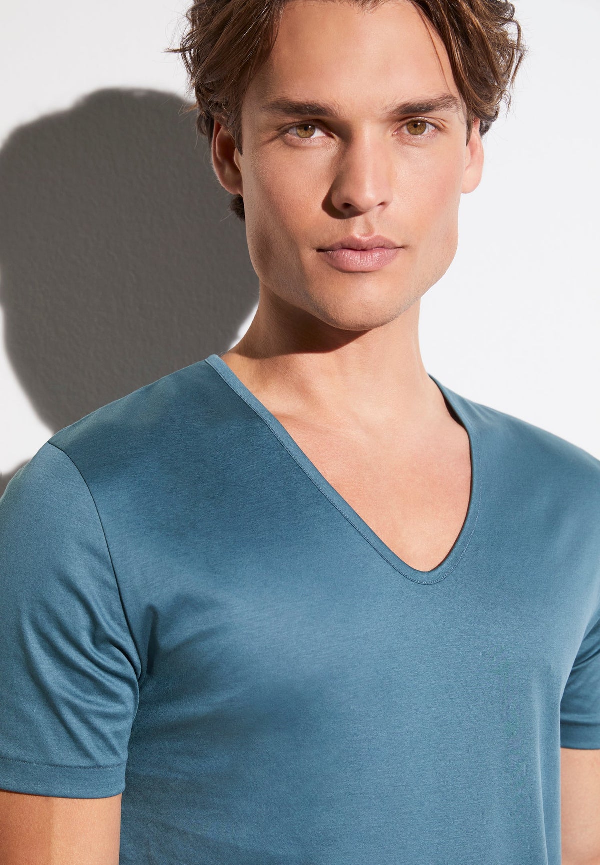 Sea Island | T-Shirt Short Sleeve V-Neck -Ausschnitt - island blue